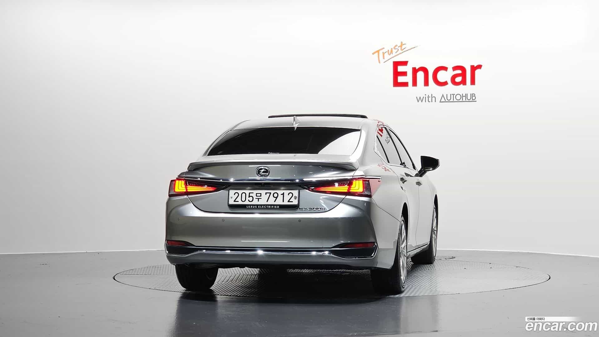 ES Lexus 2023.6-OUTER-004