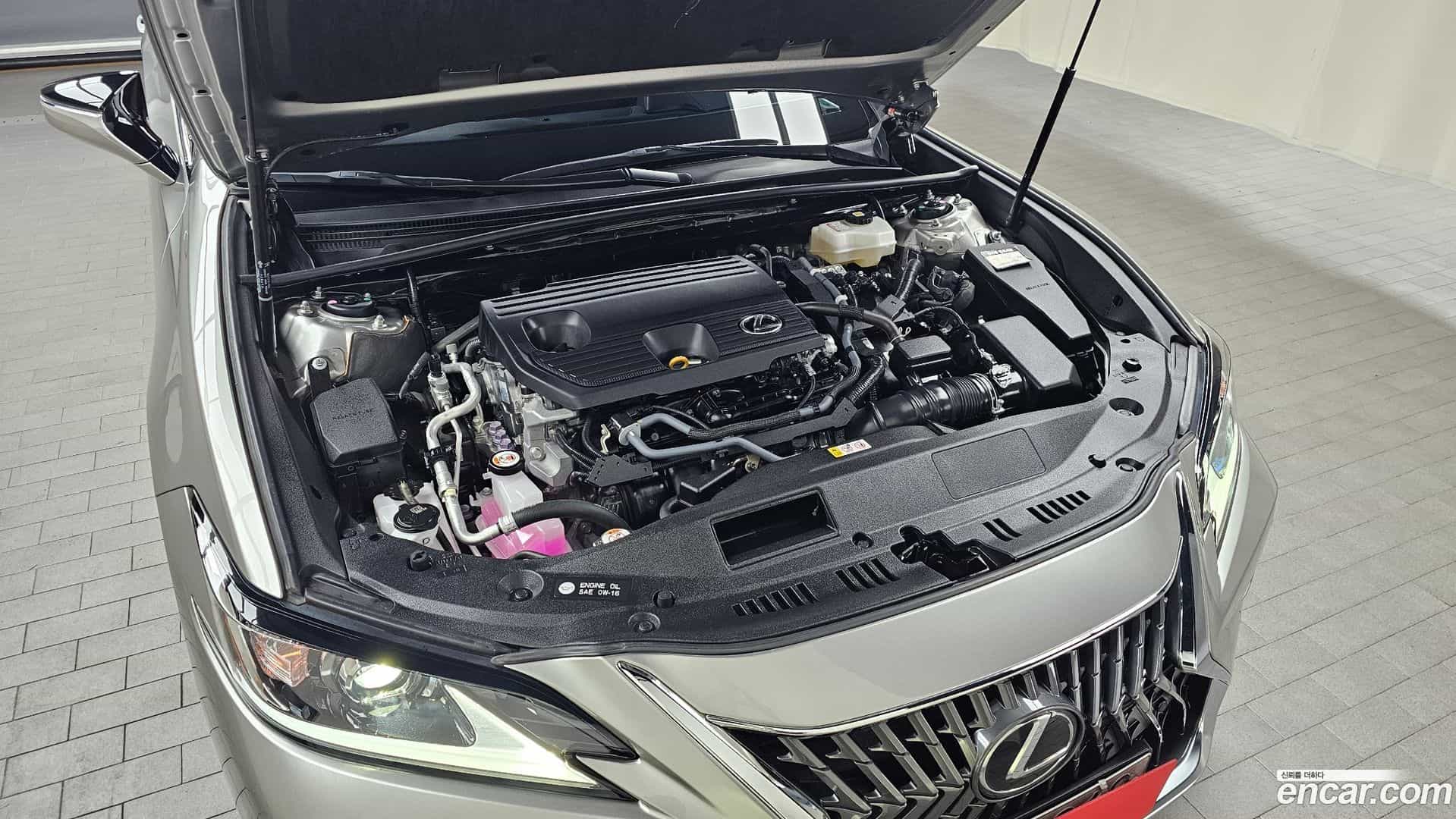 ES Lexus 2023.6-OUTER-006