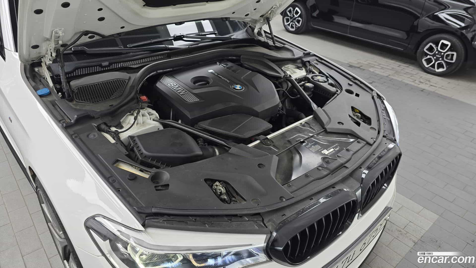 5-Series BMW 2017.5-OUTER-006
