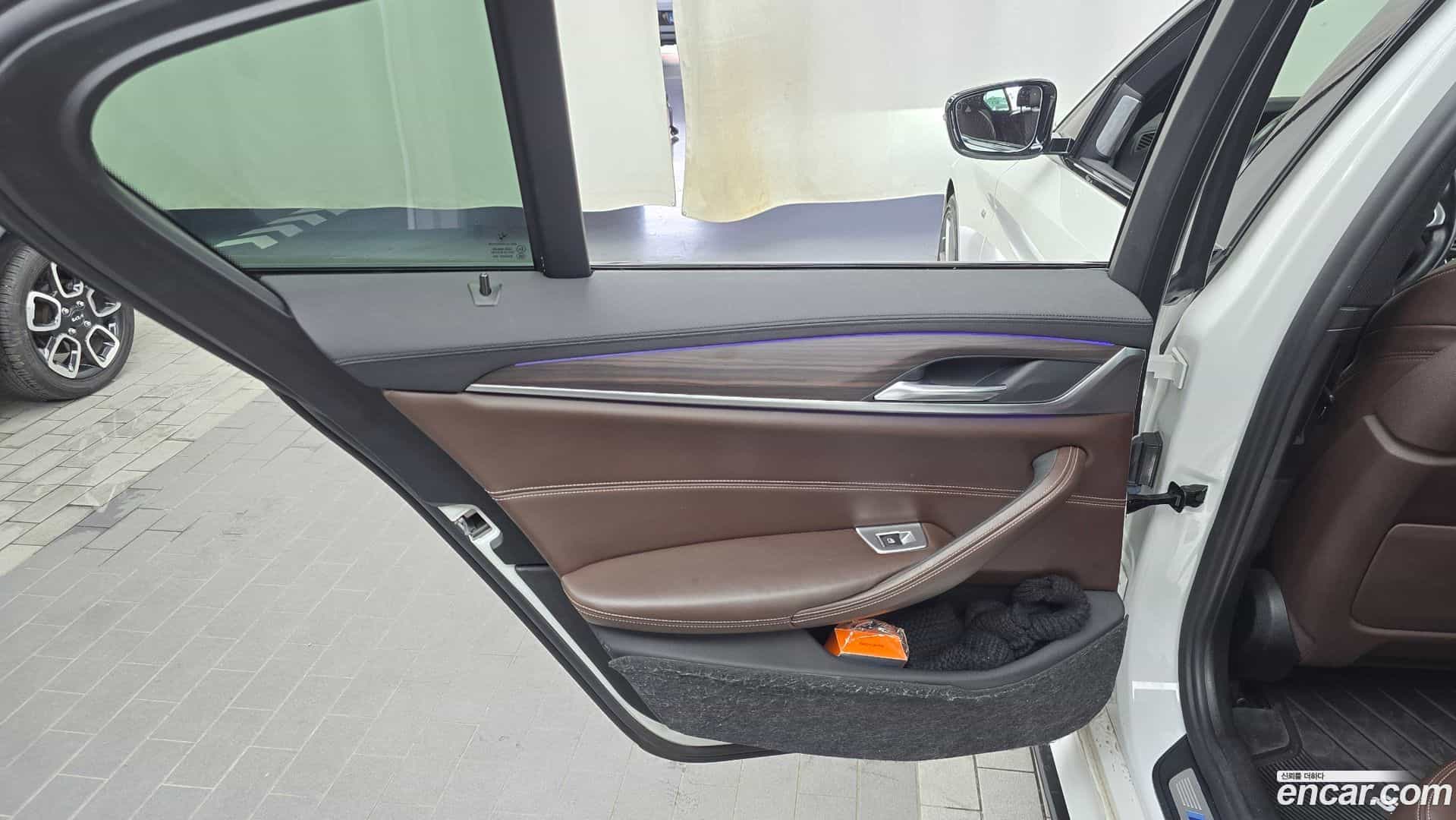 5-Series BMW 2017.5-INNER-035