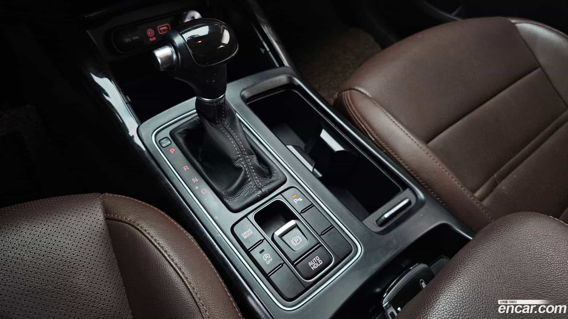 Sorento Kia 2016.2-INNER-009