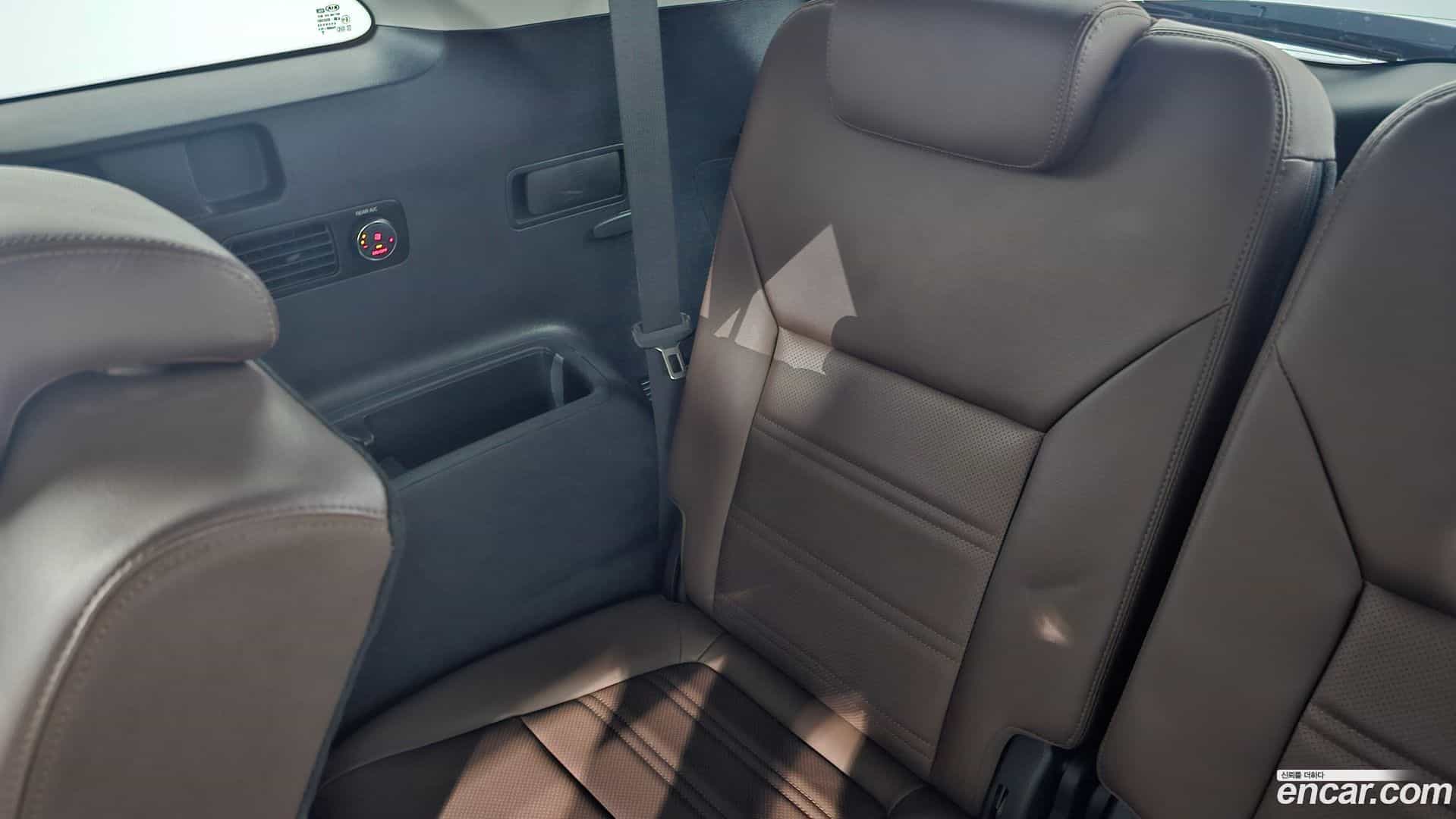 Sorento Kia 2016.2-OPTION-017