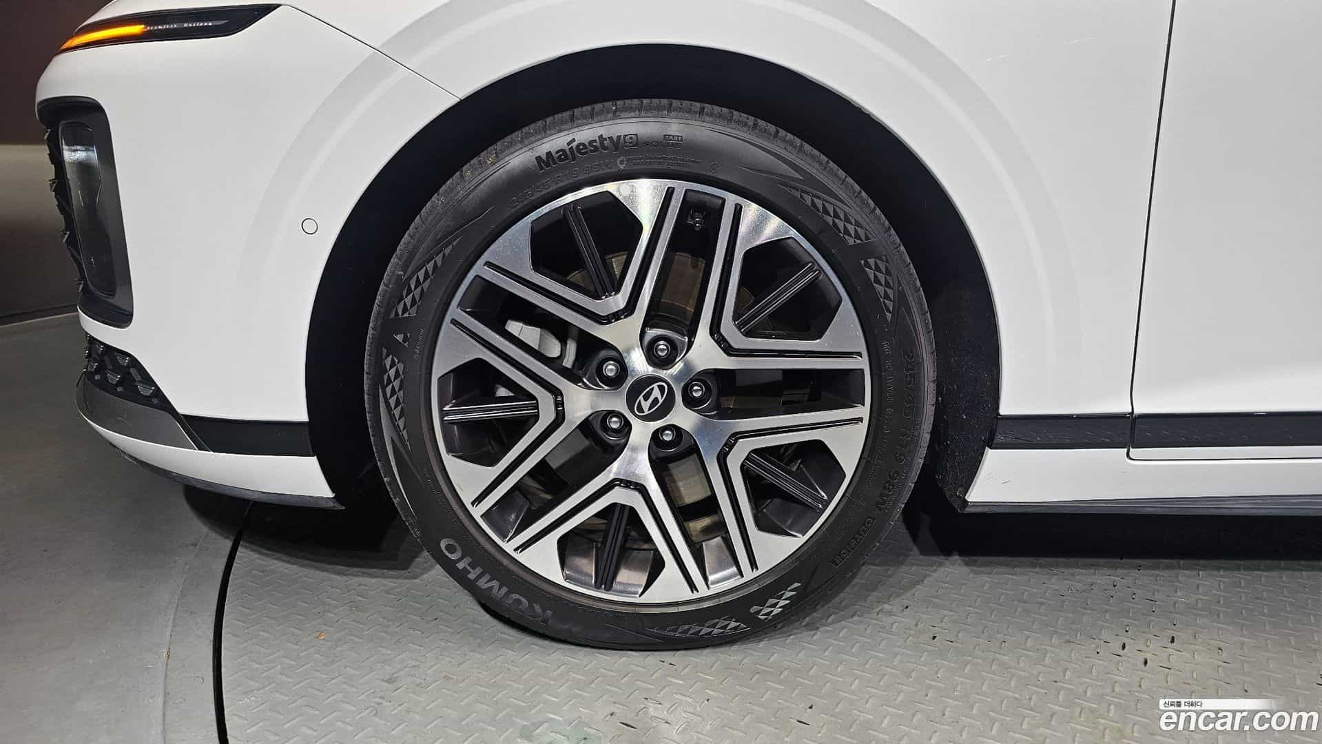 Grandeur Hyundai 2023.10-OUTER-005
