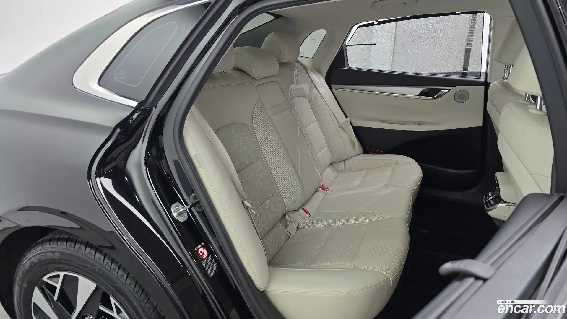 Grandeur Hyundai 2022.7-OPTION-015