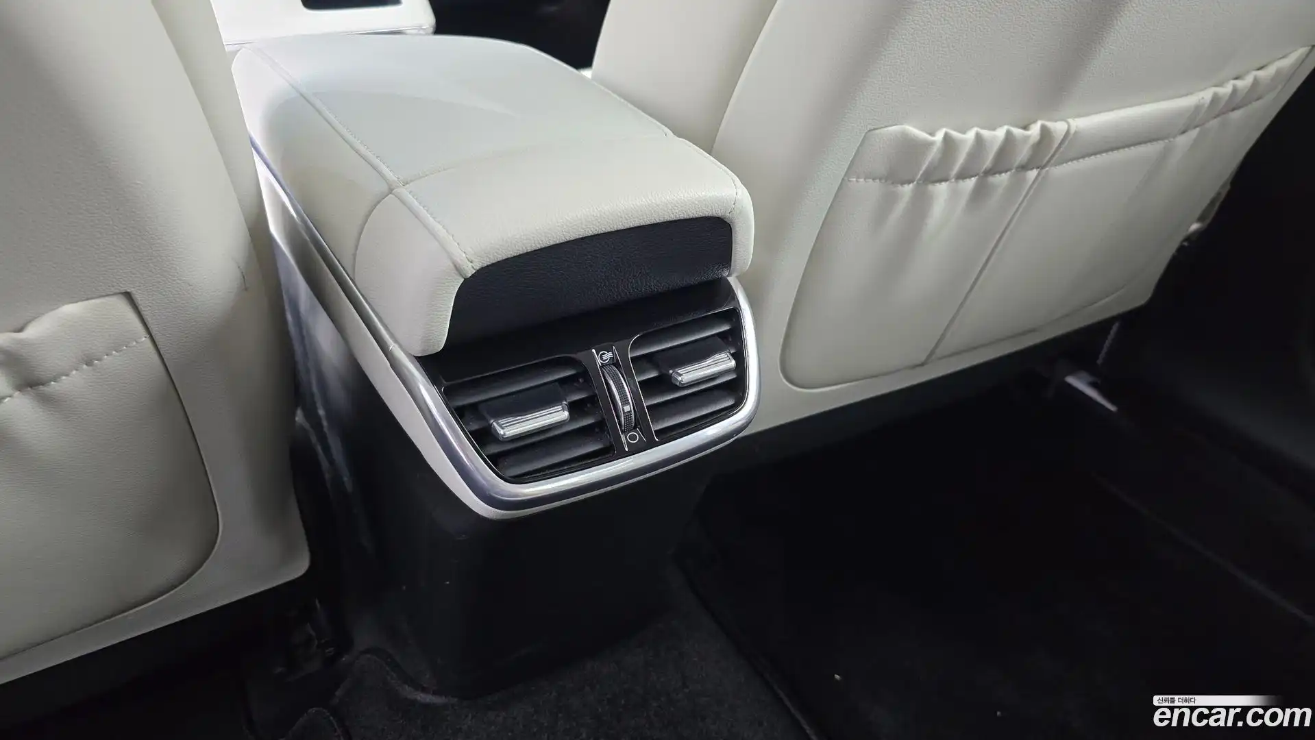 Grandeur Hyundai 2022.7-OPTION-024