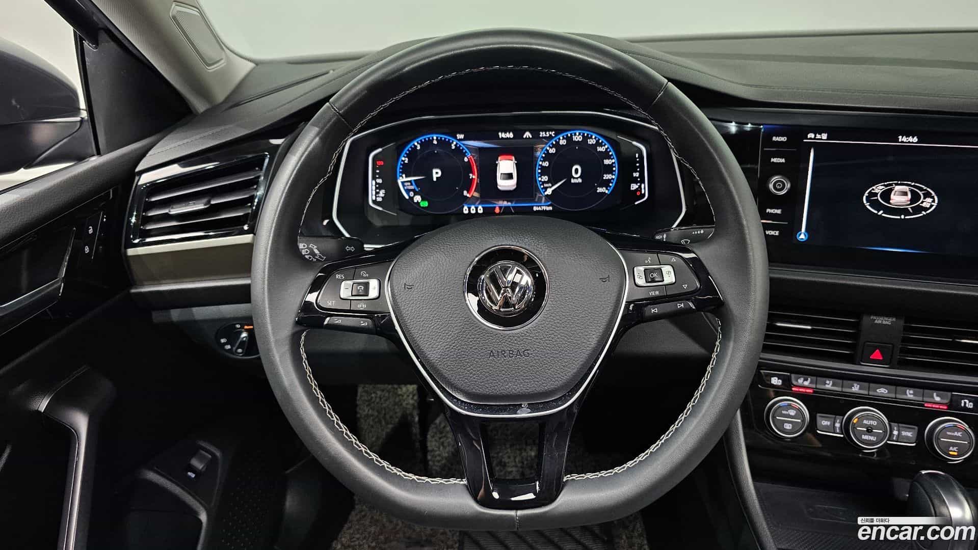 Jetta Volkswagen 2021.8-OPTION-016