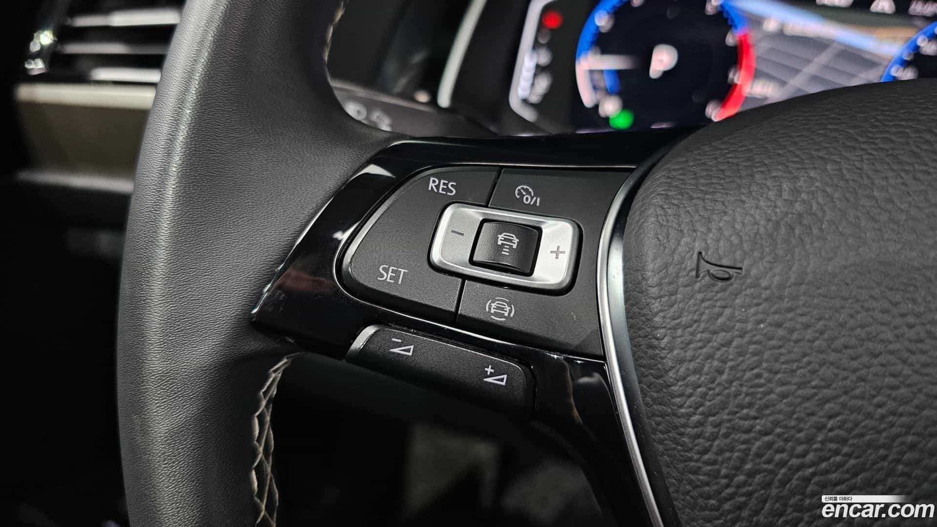 Jetta Volkswagen 2021.8-OPTION-018