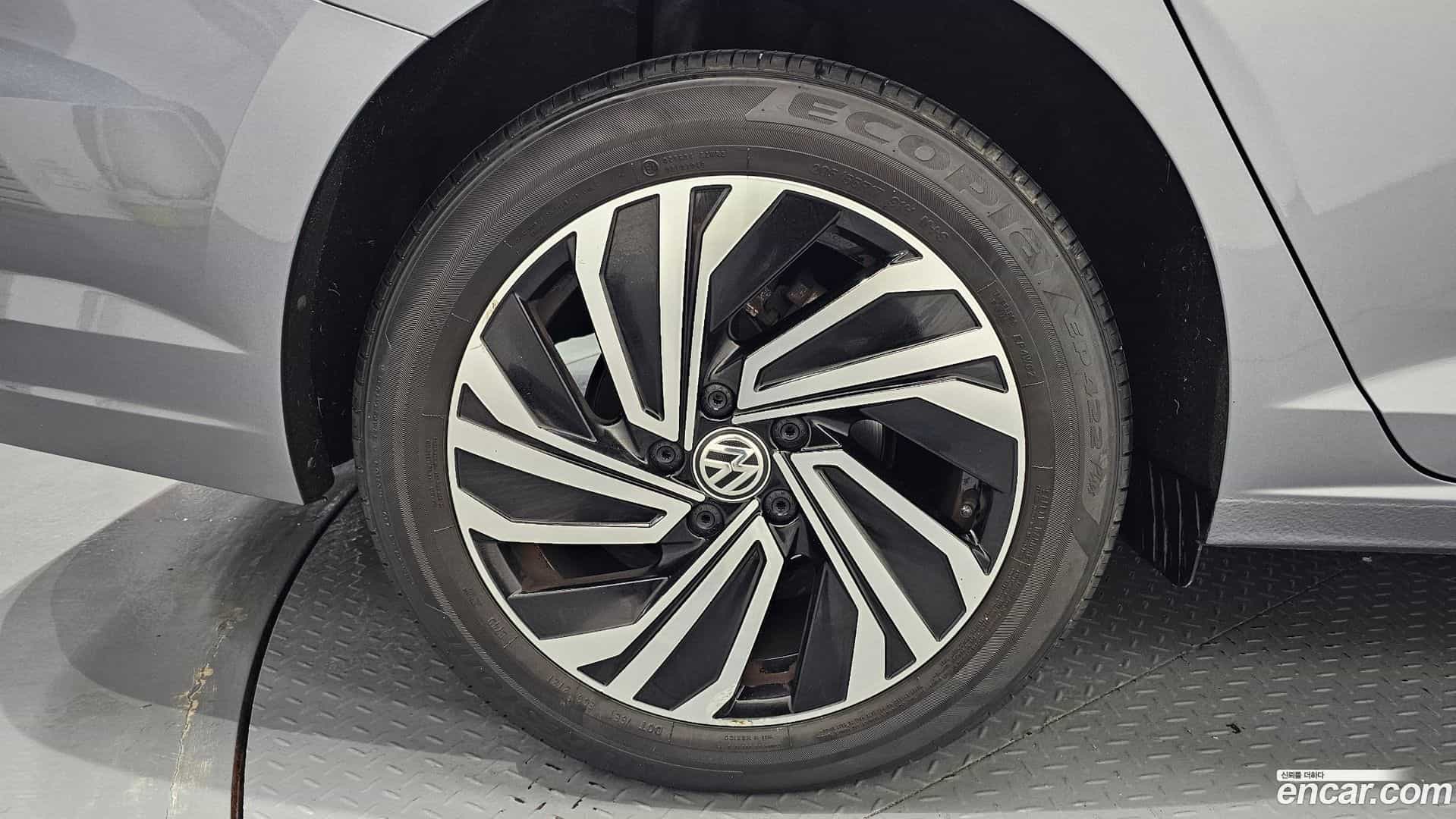 Jetta Volkswagen 2021.8-OUTER-031
