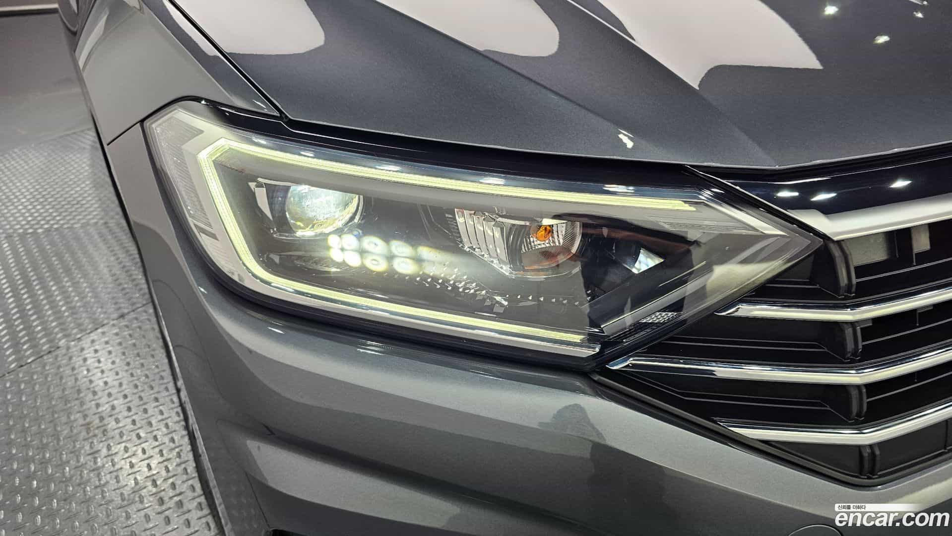 Jetta Volkswagen 2021.8-OUTER-032