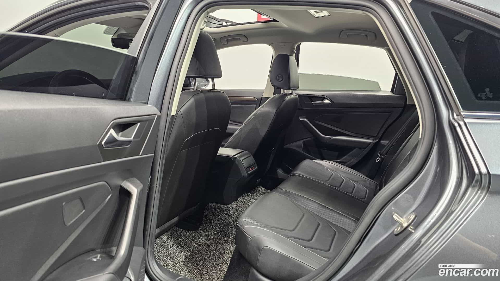 Jetta Volkswagen 2021.8-INNER-036