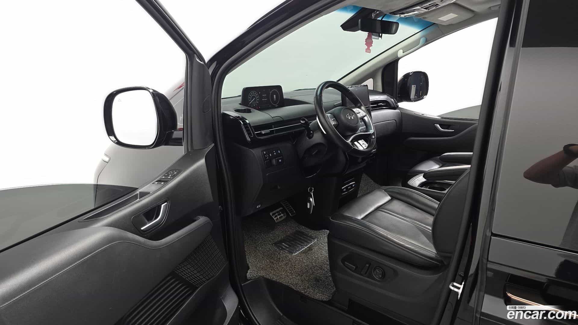 Staria Hyundai 2021.9-INNER-010