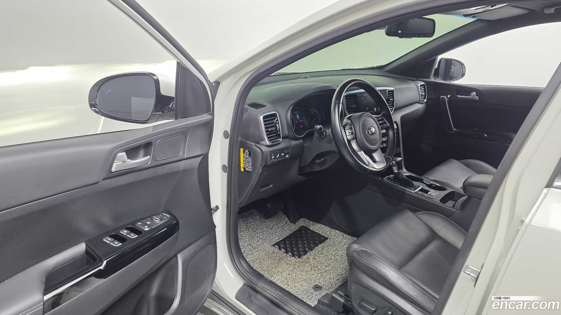 Sportage Kia 2020.5-INNER-010