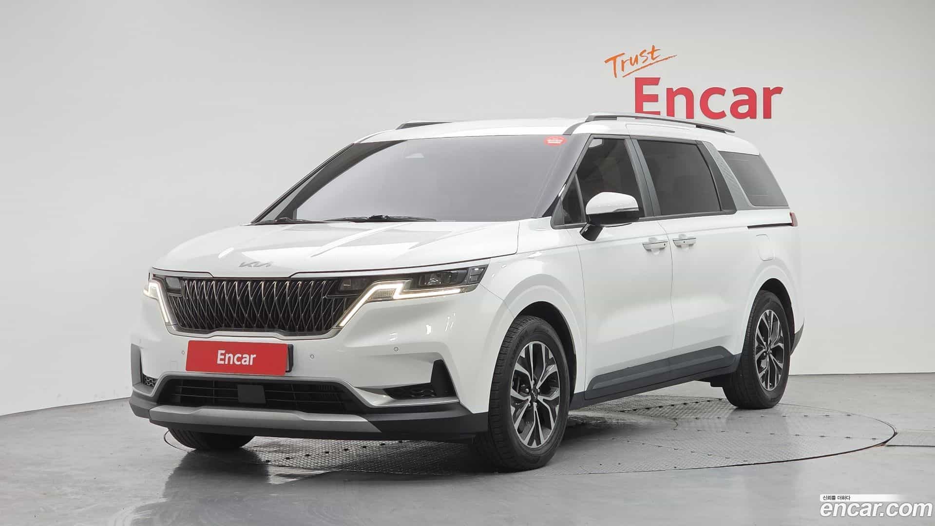 Canival Kia 2022.5-OUTER-001