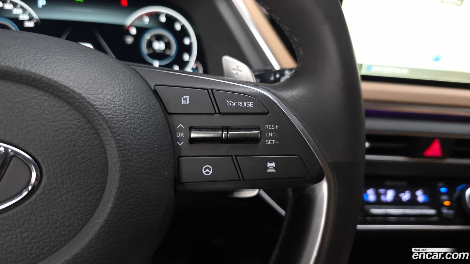 Sonata Hyundai 2019.5-OPTION-040