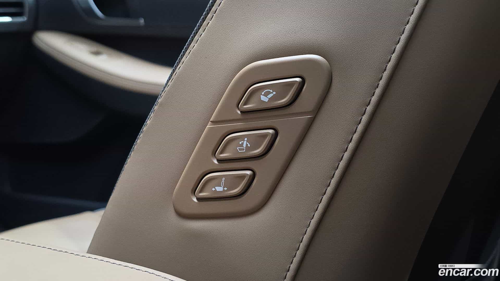 Sonata Hyundai 2019.5-OPTION-044