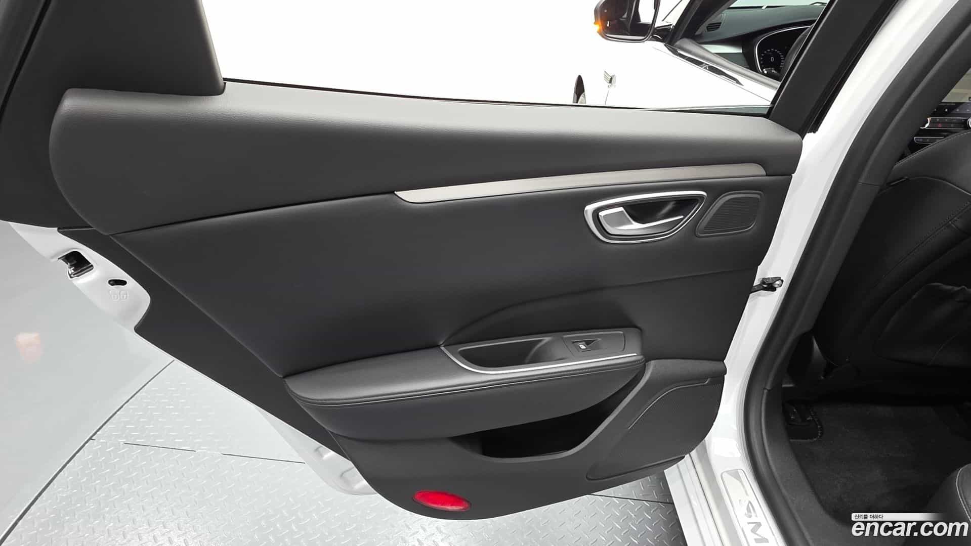 SM6 Renault Korea 2022.0-INNER-035