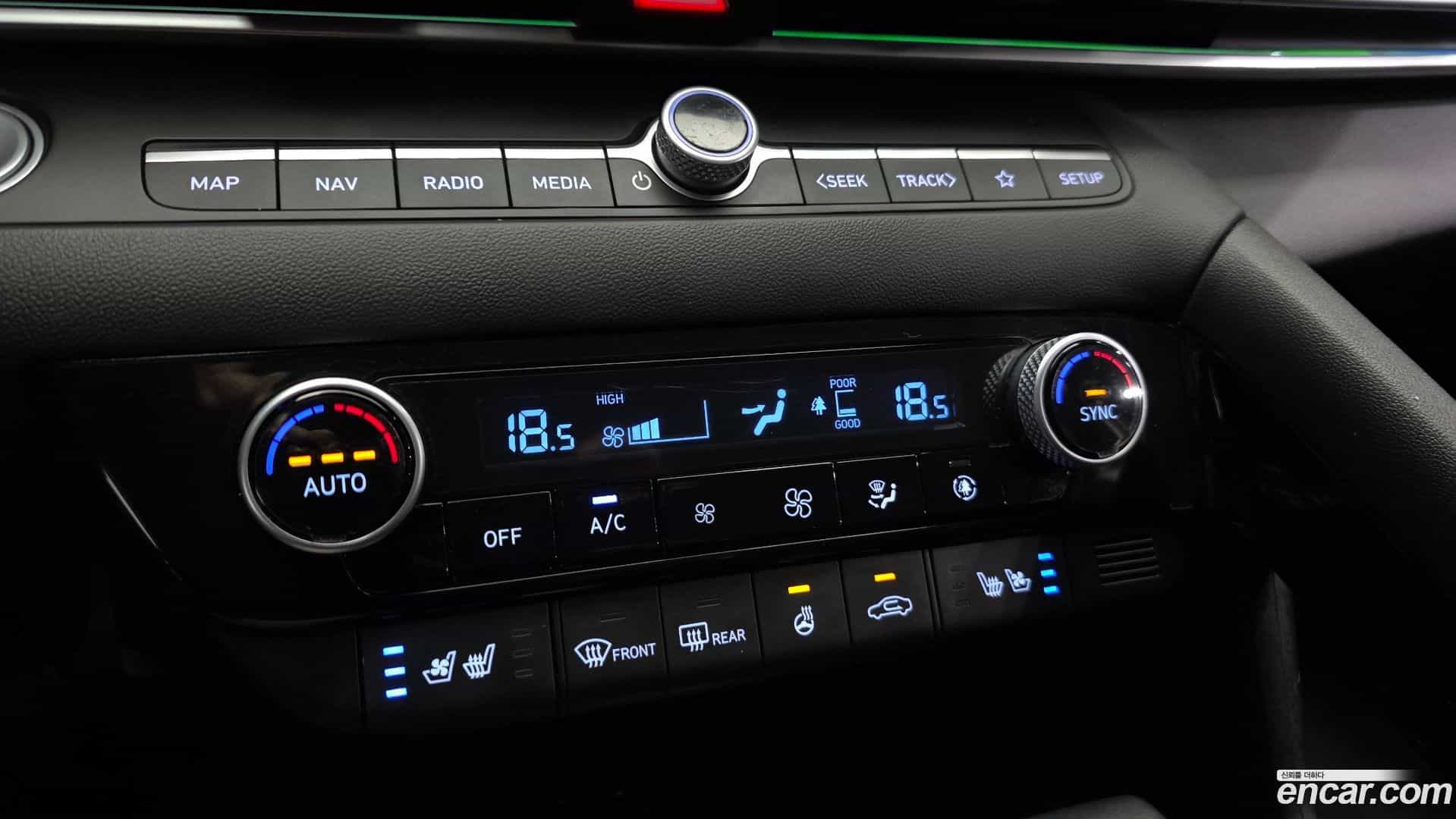 AVANTE Hyundai 2023.6-OPTION-022