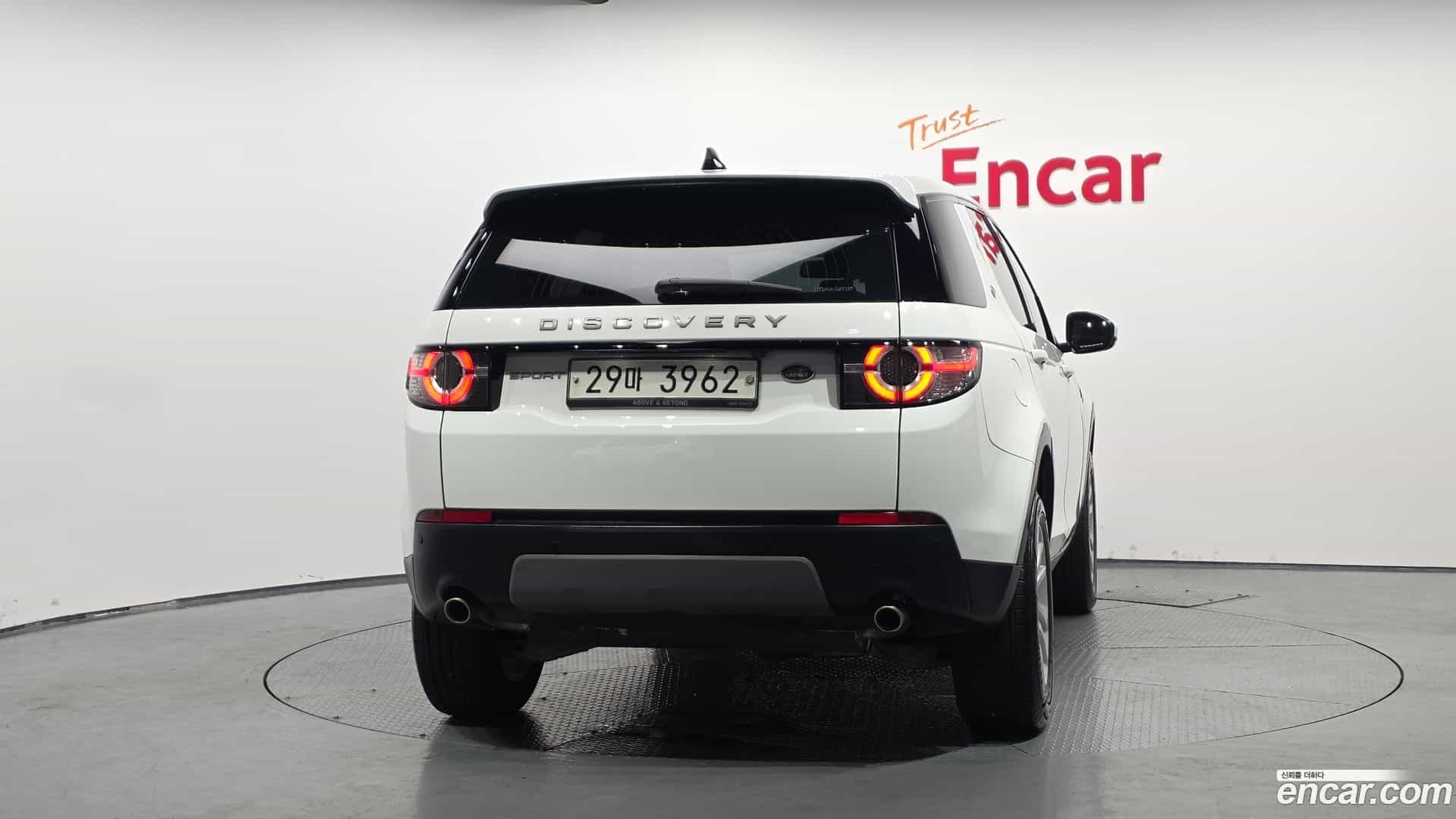 Discovery Sport Land Rover 2019.0-OUTER-004
