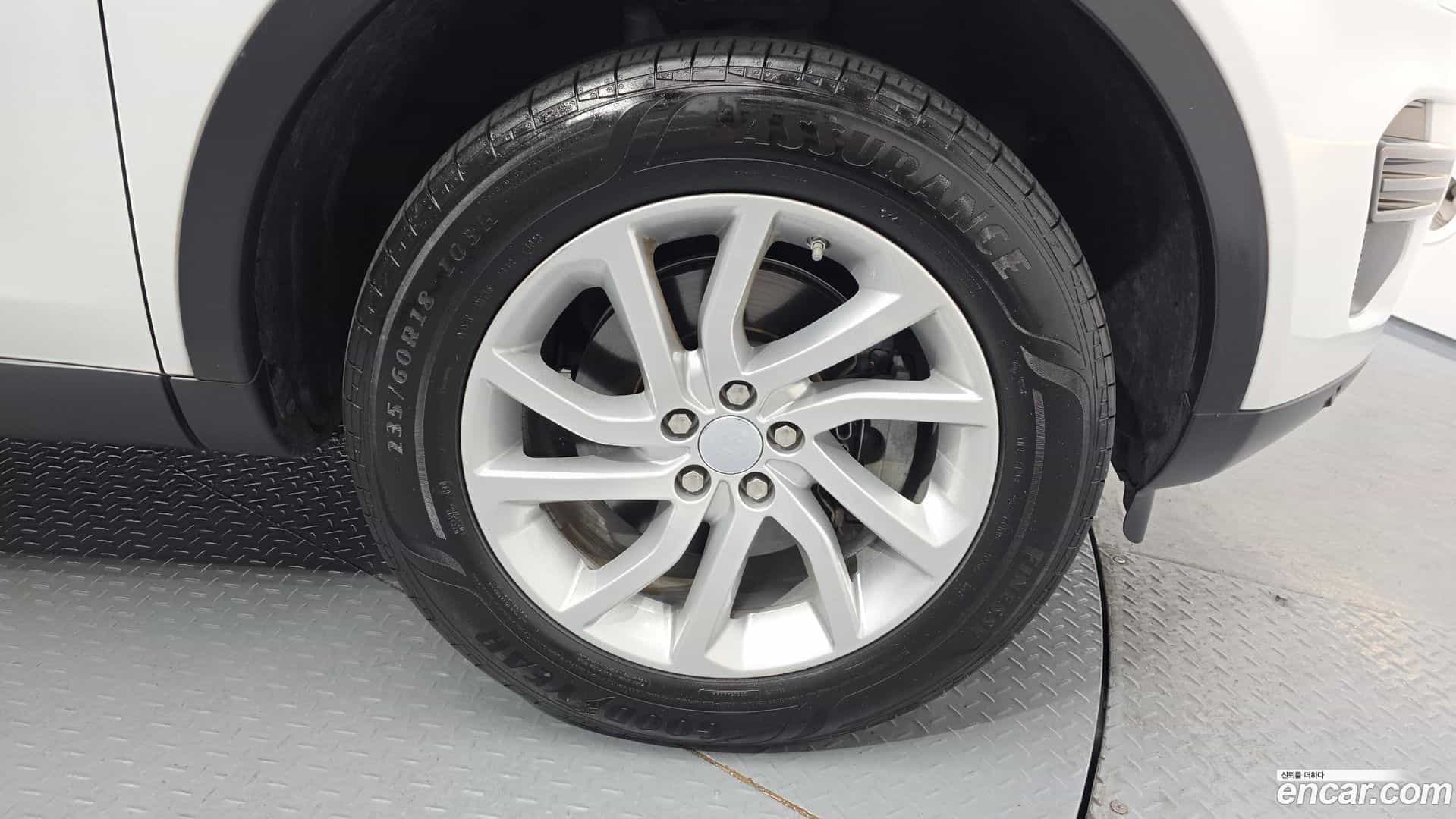 Discovery Sport Land Rover 2019.0-OUTER-031