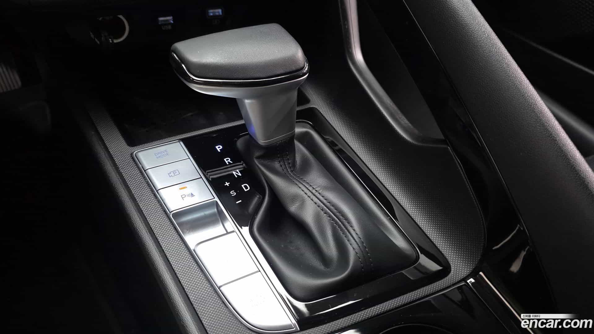AVANTE Hyundai 2022.3-INNER-009