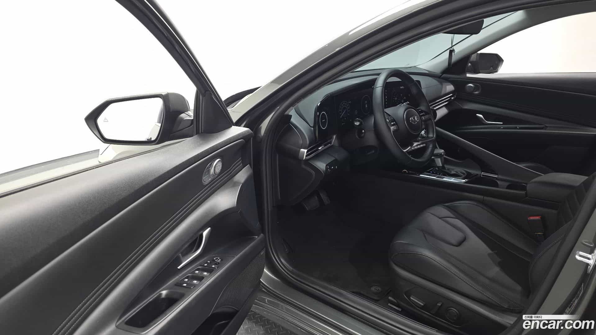 AVANTE Hyundai 2022.3-INNER-010