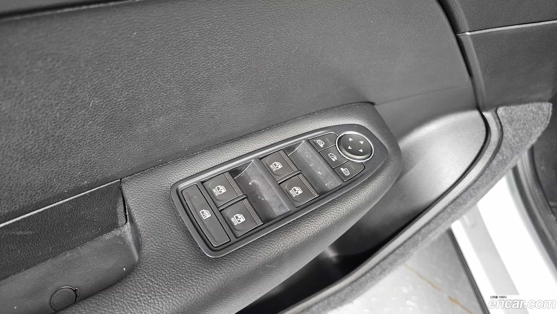 XM3 Renault Korea 2020.11-OPTION-023