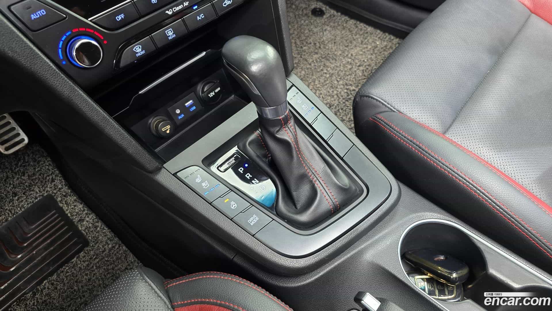 AVANTE Hyundai 2017.7-INNER-009