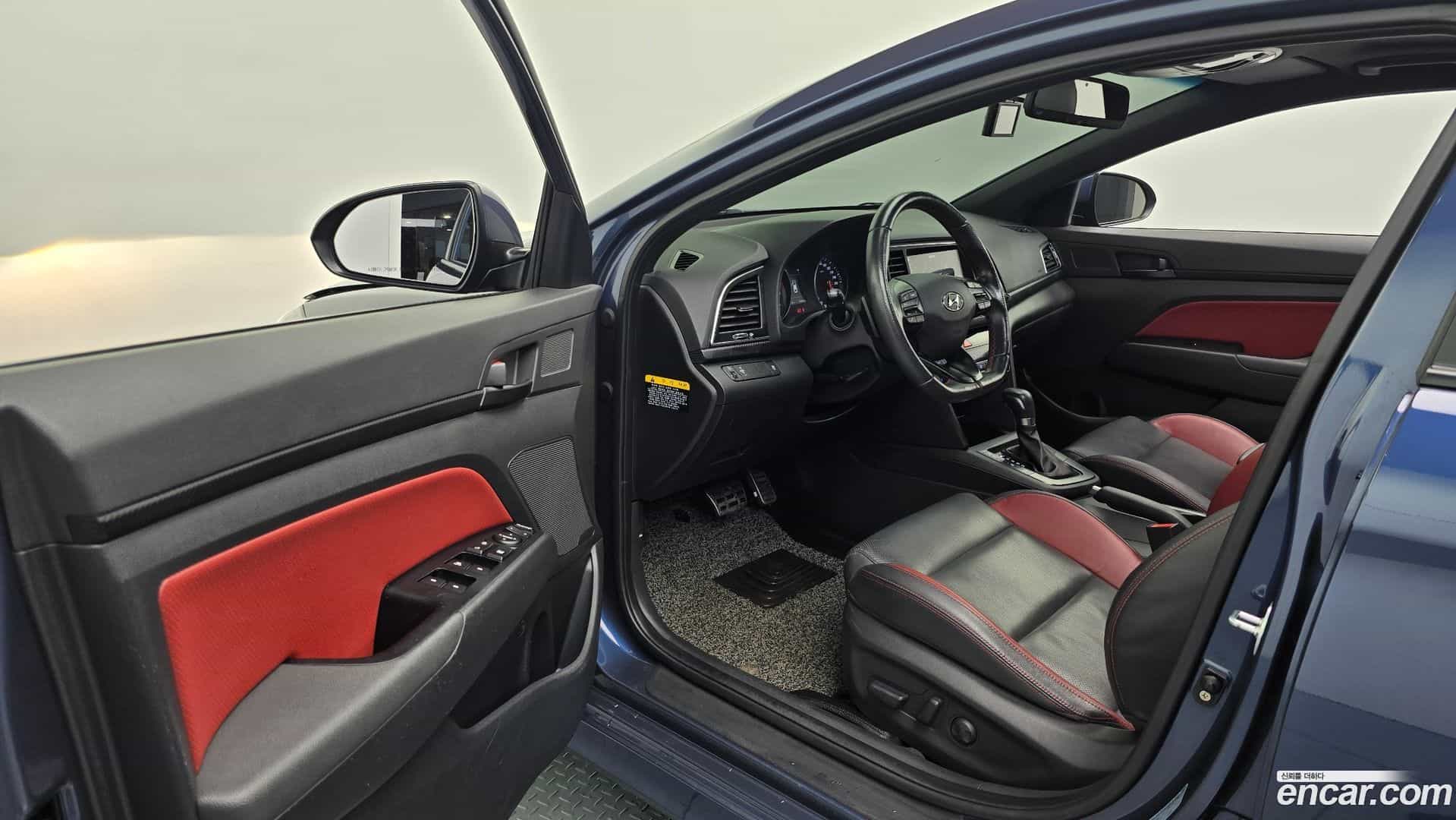 AVANTE Hyundai 2017.7-INNER-010