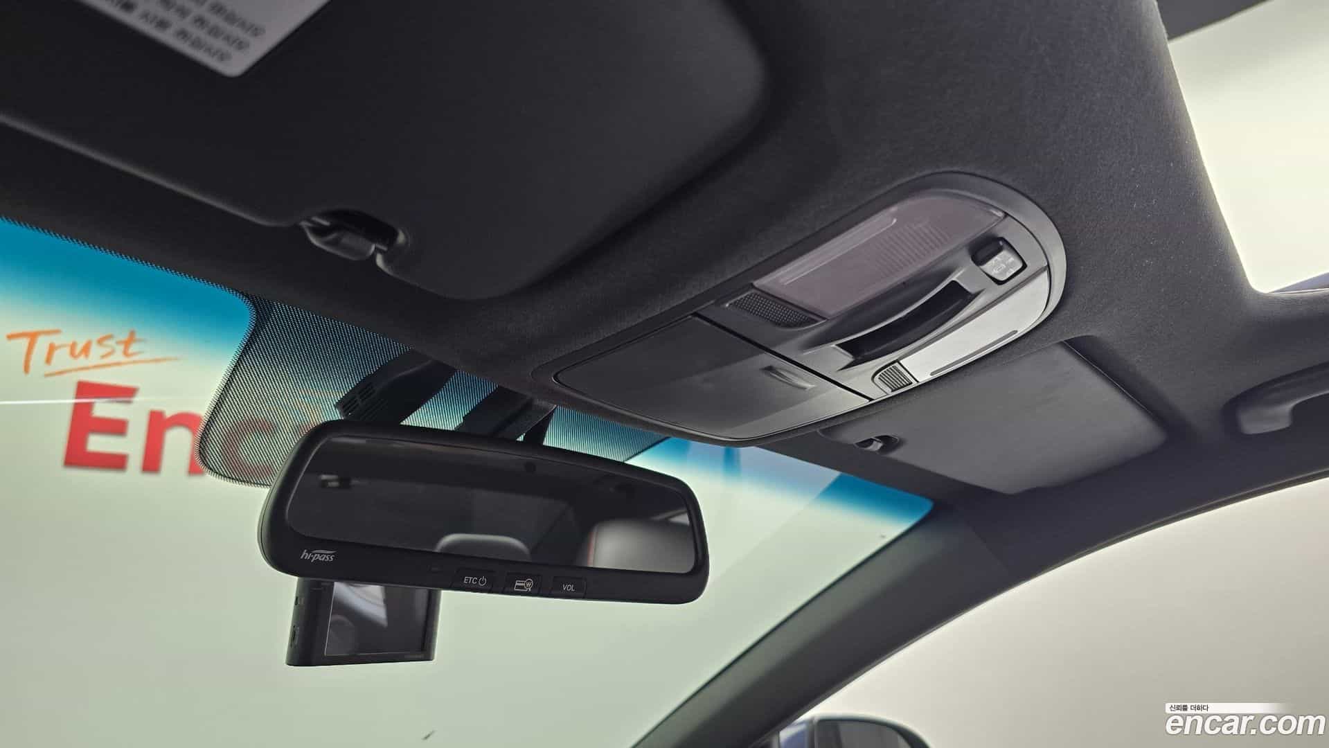 AVANTE Hyundai 2017.7-OPTION-024