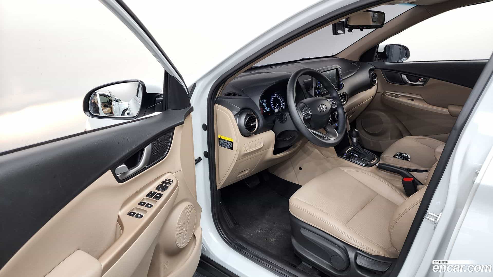 Kona Hyundai 2018.4-INNER-010