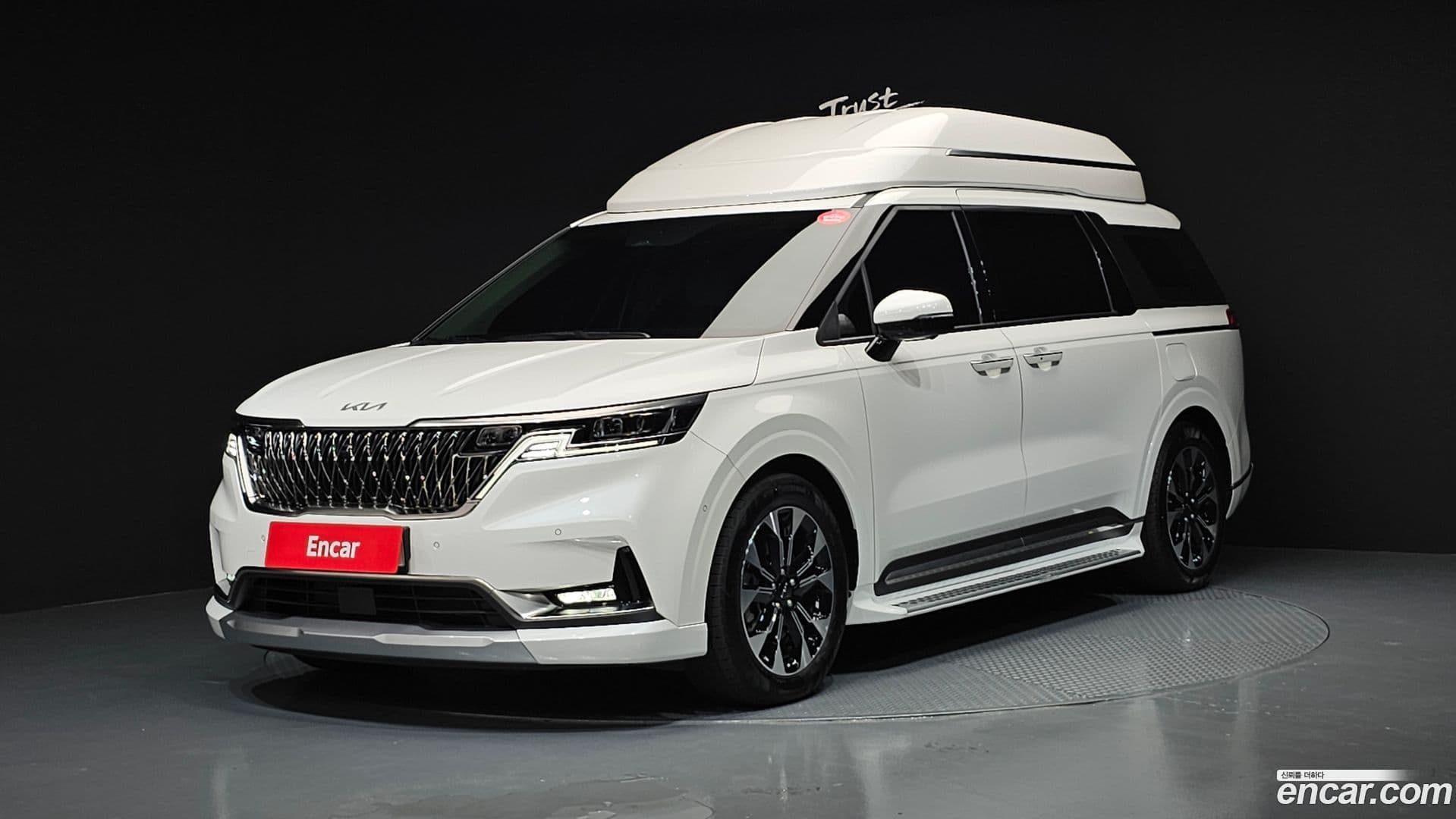 Main__Slider__Photo:Canival Kia 2022.7-0