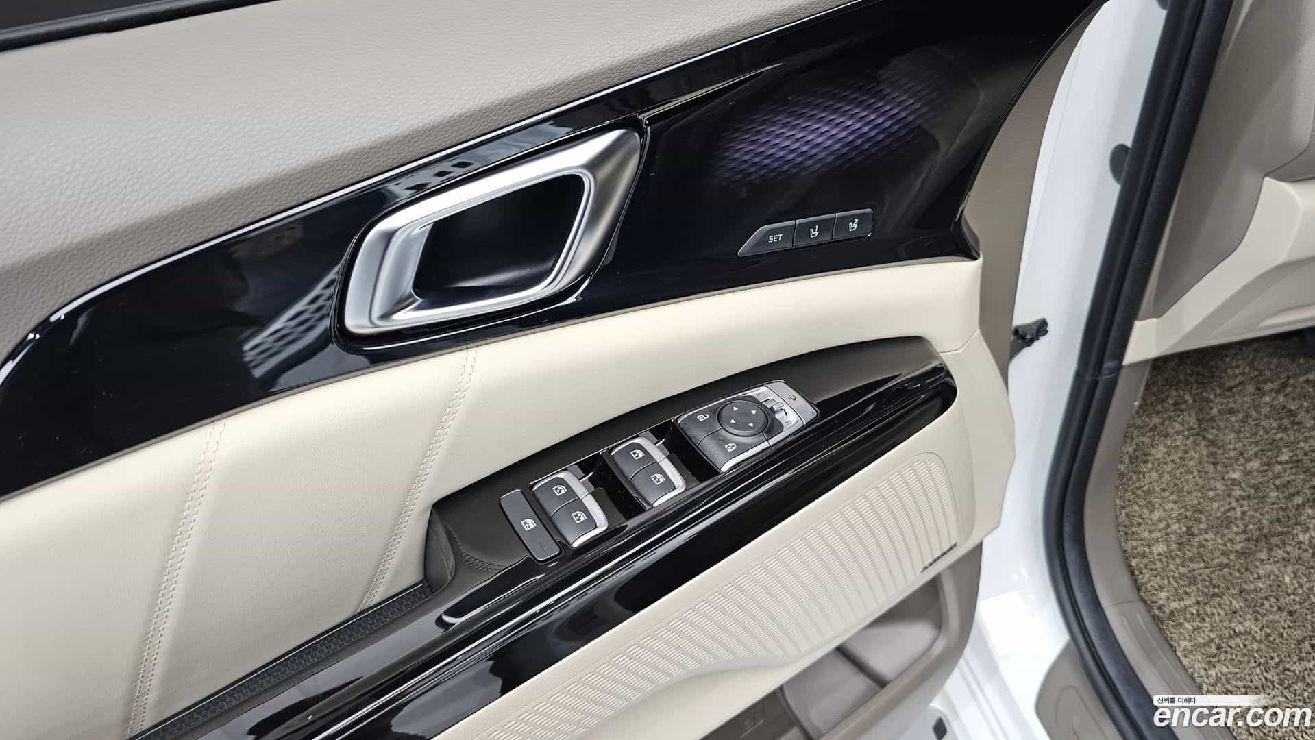 Canival Kia 2022.7-OPTION-020