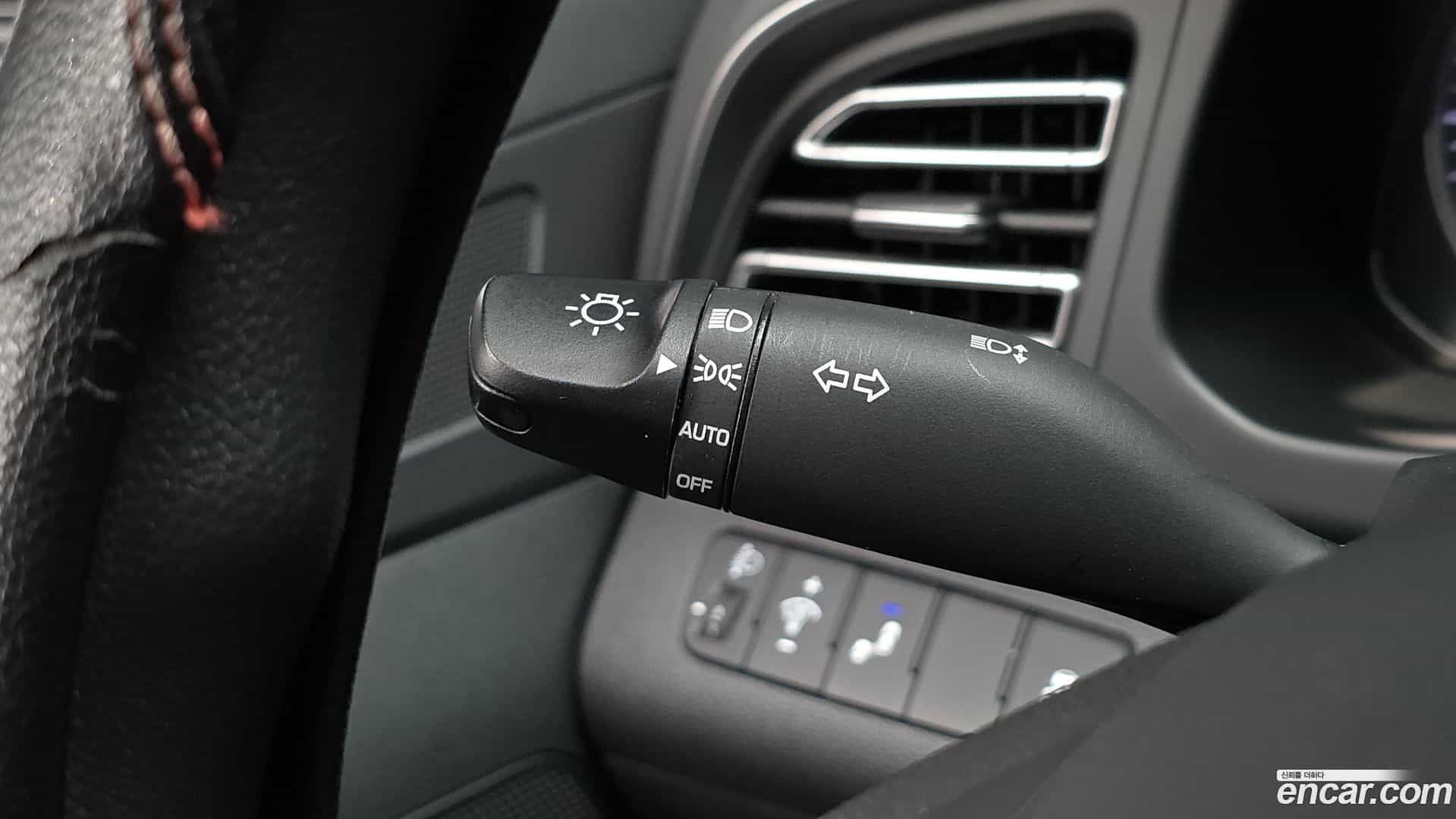 AVANTE Hyundai 2019.6-OPTION-041