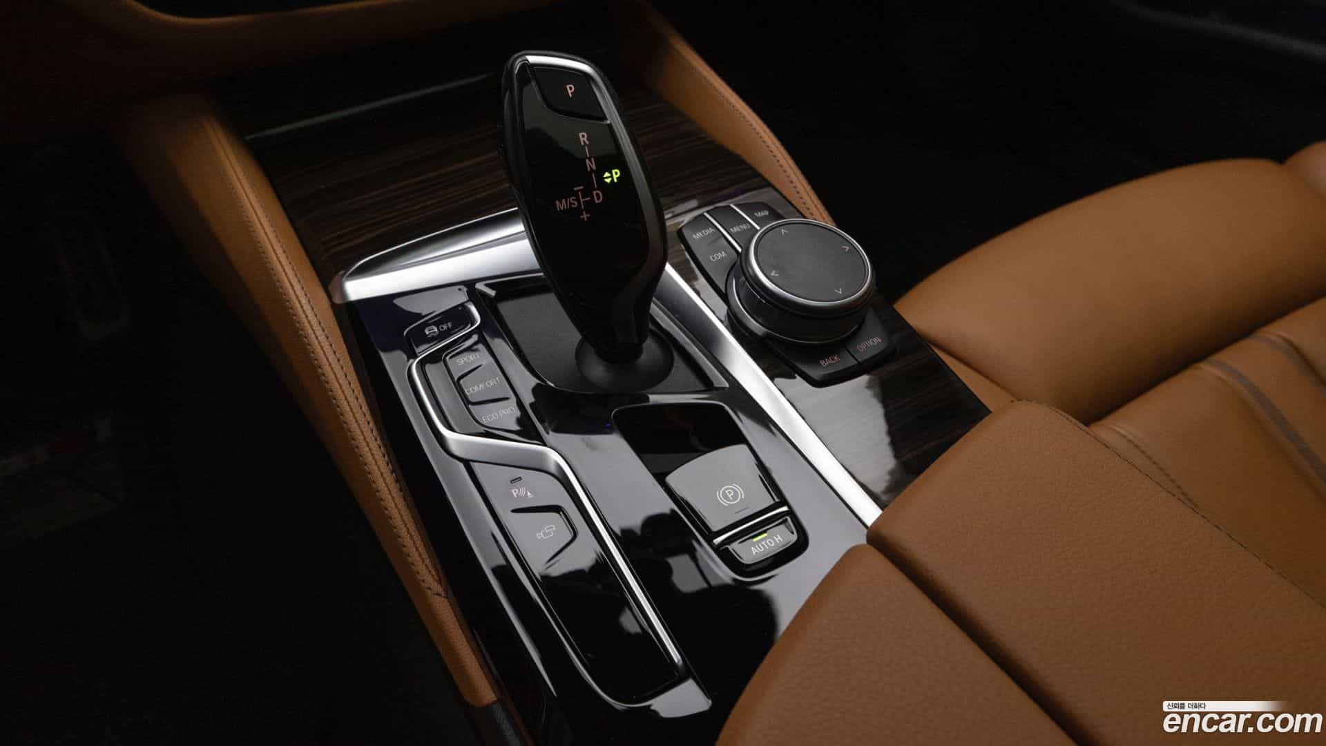 5-Series BMW 2021.9-INNER-009