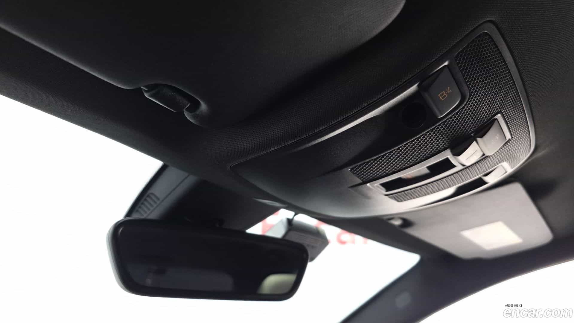A-Class Mercedes-Benz 2017.1-OPTION-023