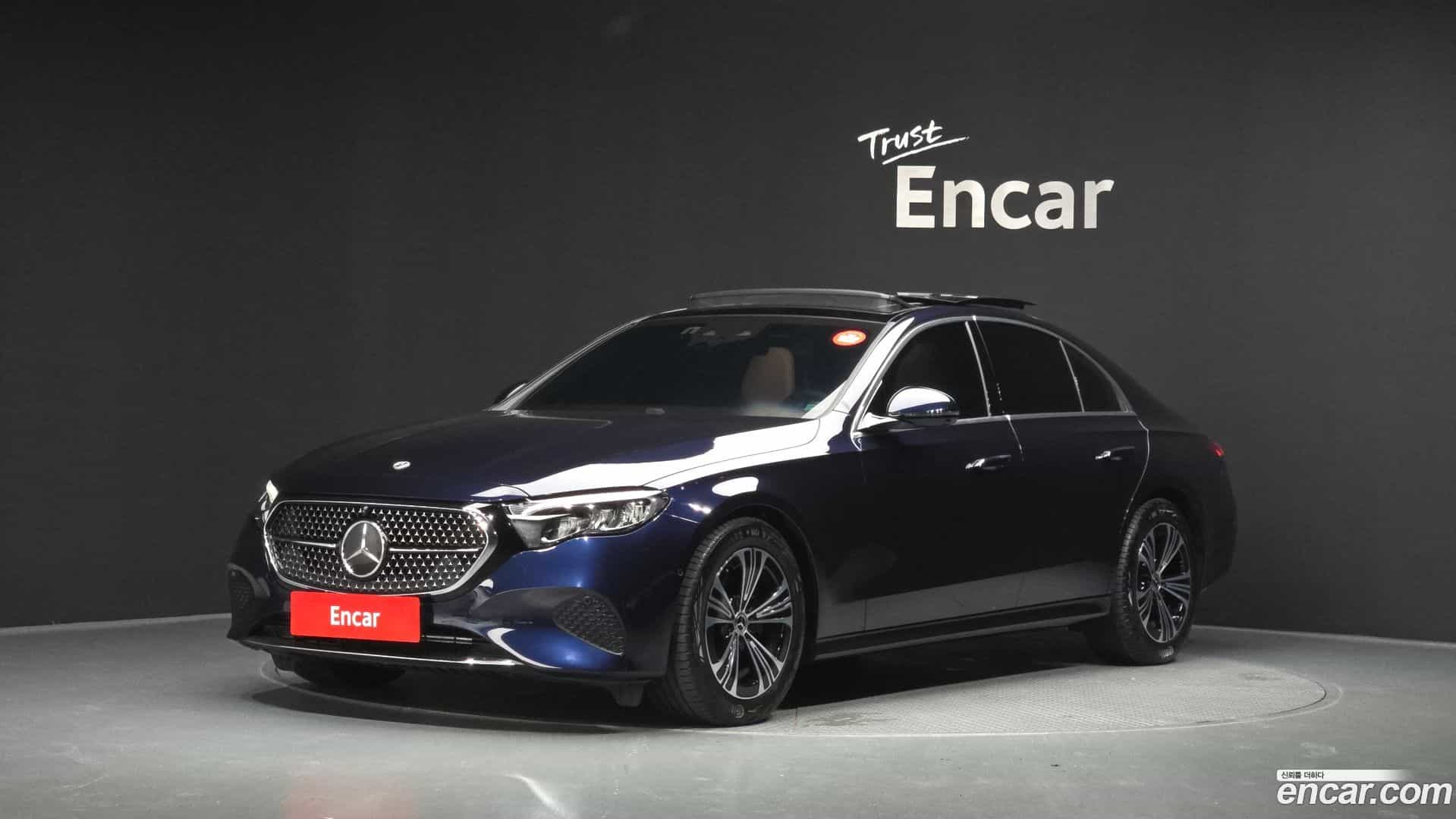 E-Class Mercedes-Benz 2024.9-OUTER-001