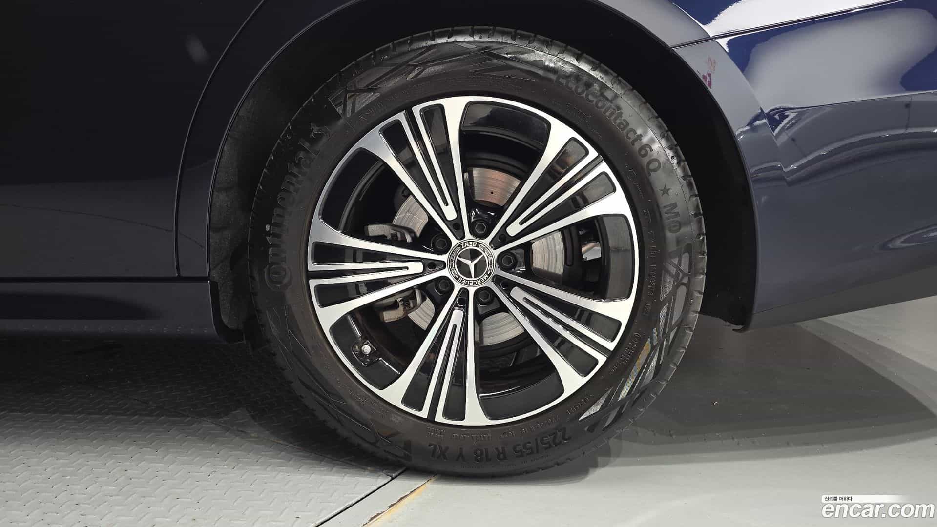 E-Class Mercedes-Benz 2024.9-OUTER-031