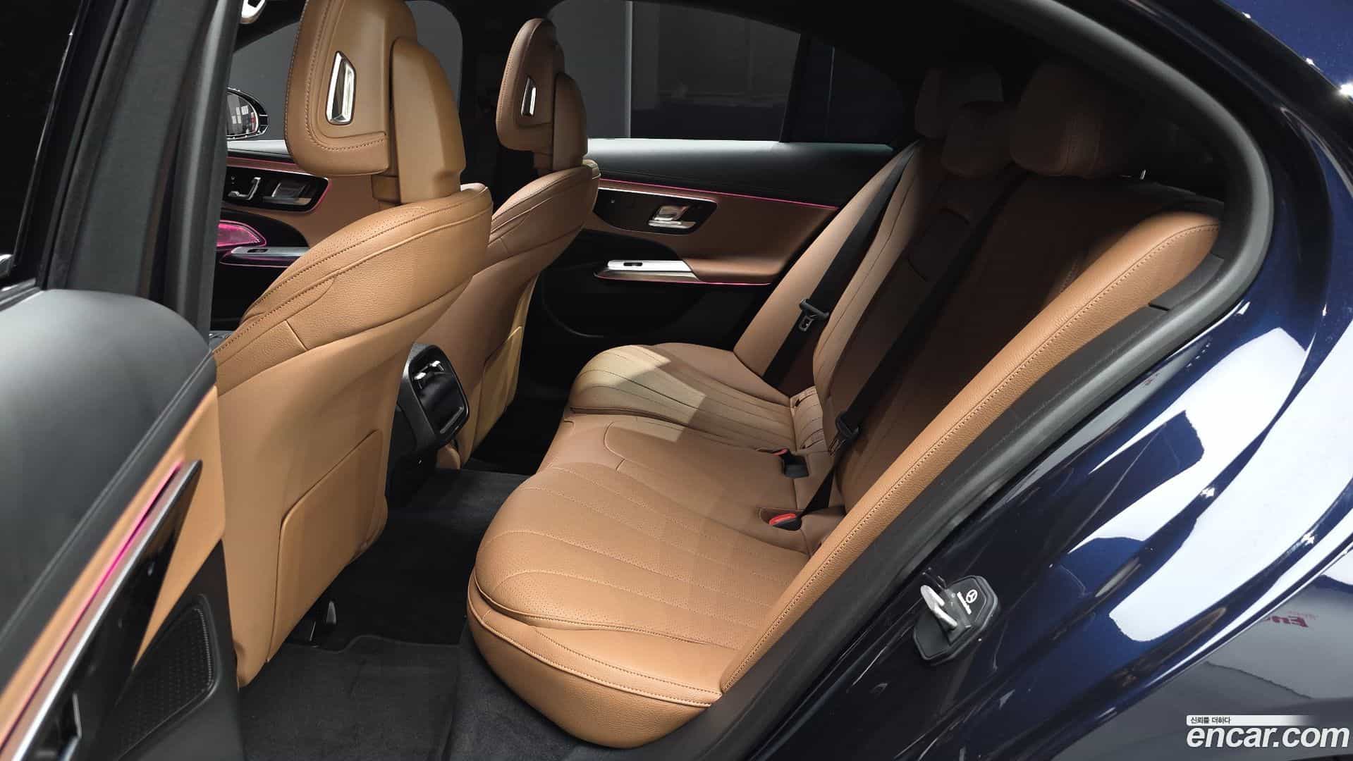 E-Class Mercedes-Benz 2024.9-INNER-036