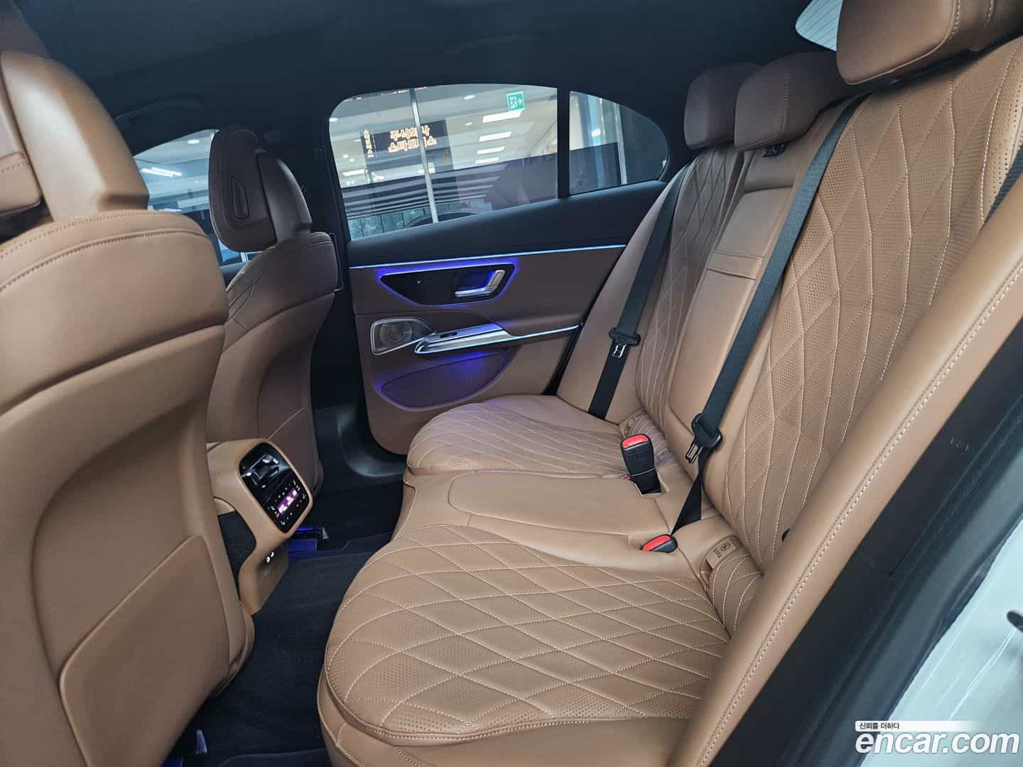 E-Class Mercedes-Benz 2026.1-INNER-009