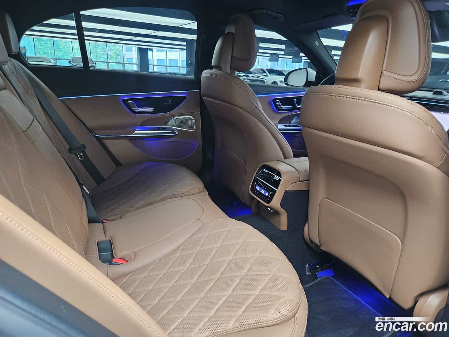 E-Class Mercedes-Benz 2026.1-OPTION-015