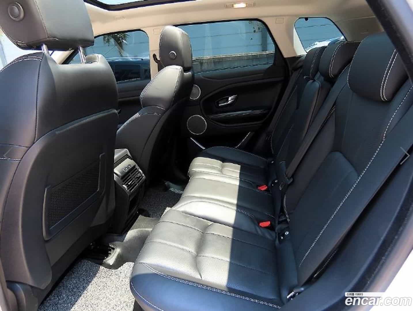 Range Rover Evoque Land Rover 2018.2-OUTER-006