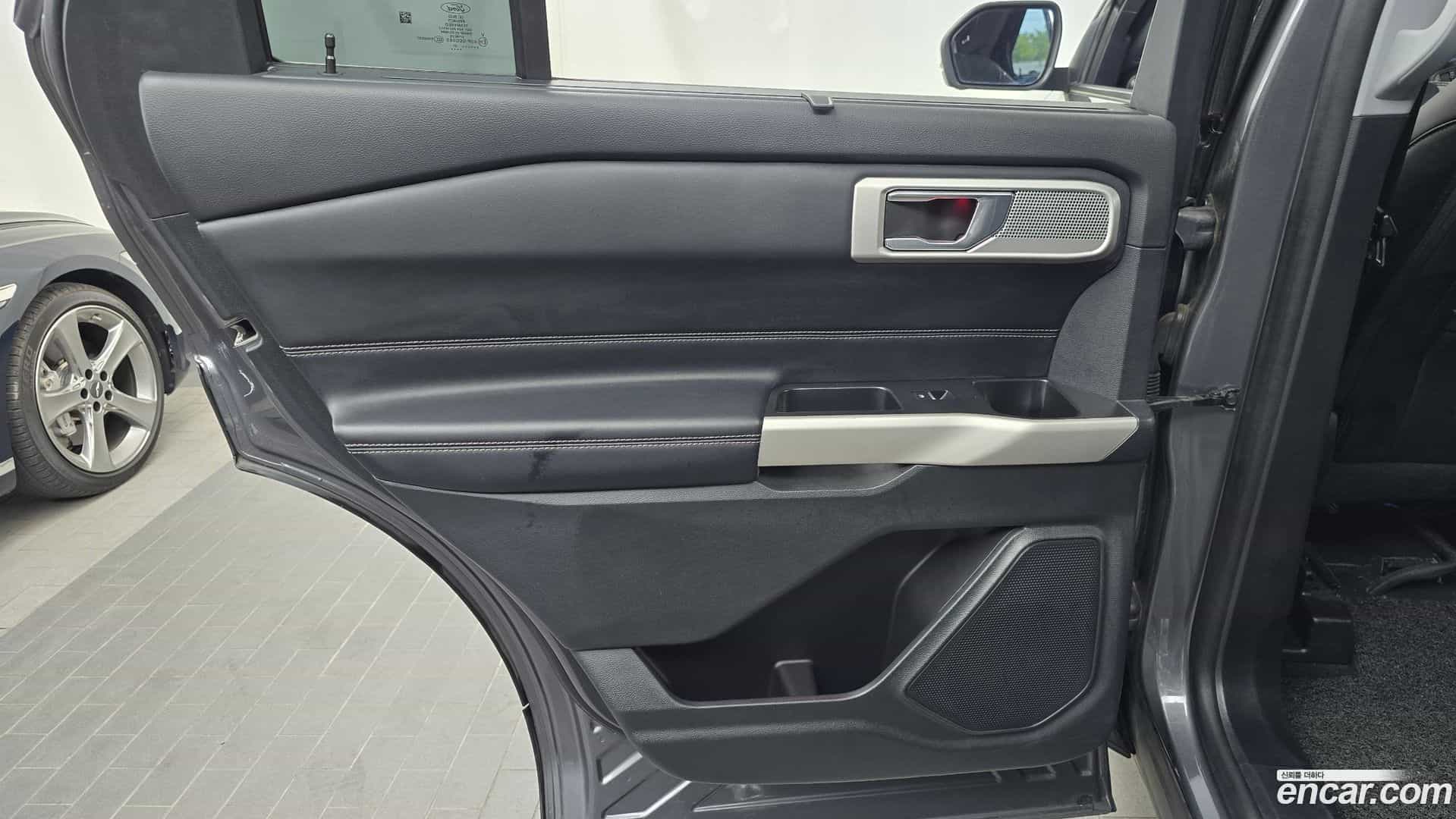 Explorer Ford 2021.5-INNER-035