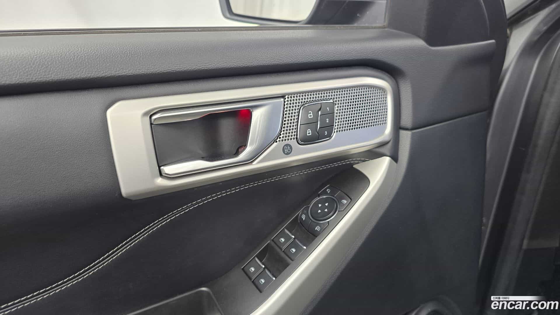 Explorer Ford 2021.5-OPTION-040
