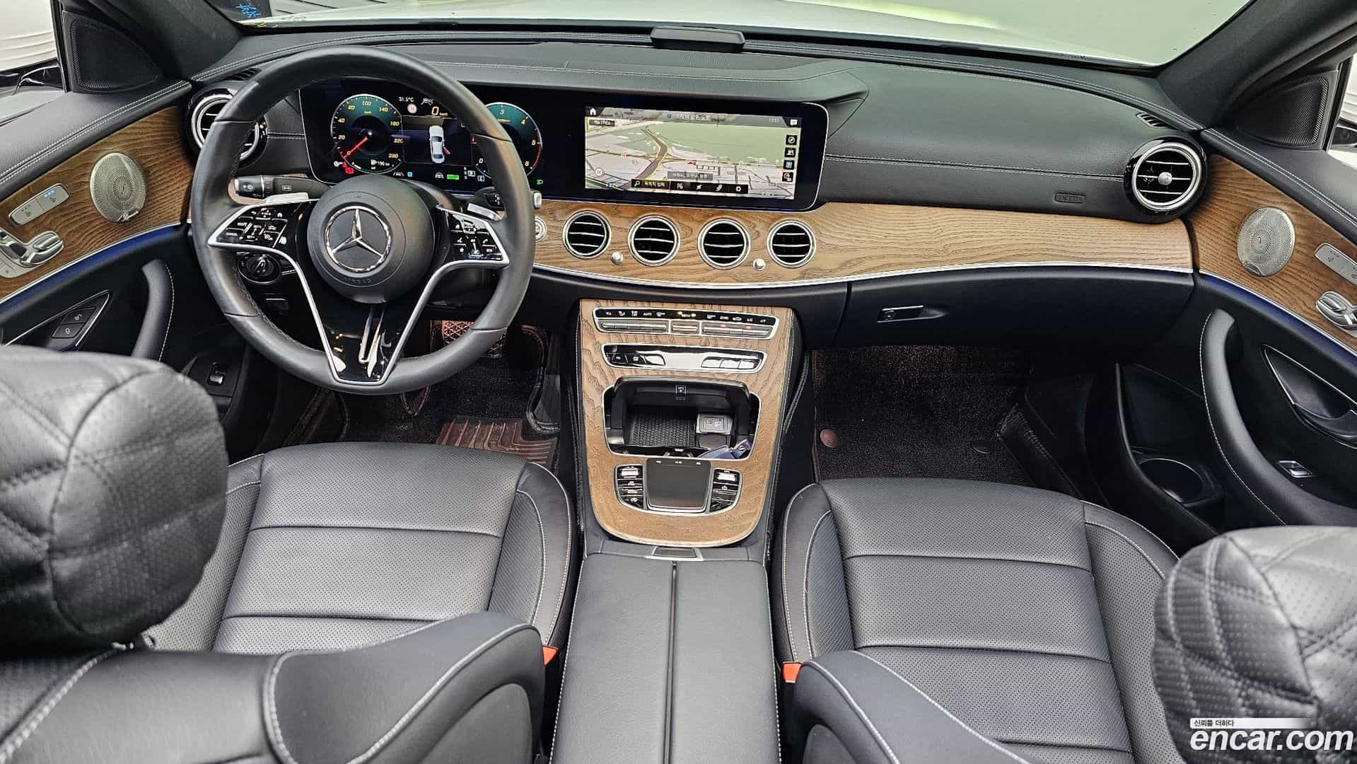 E-Class Mercedes-Benz 2023.9-INNER-007
