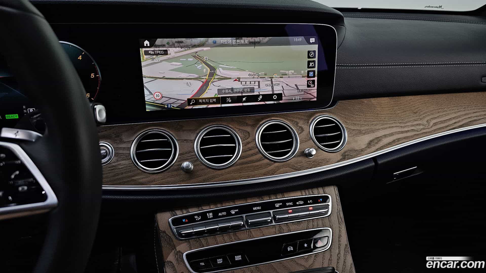 E-Class Mercedes-Benz 2023.9-OPTION-018