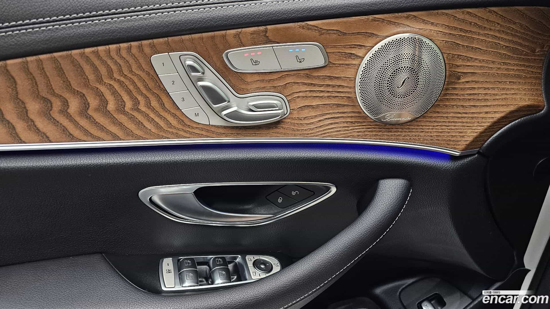 E-Class Mercedes-Benz 2023.9-OPTION-021