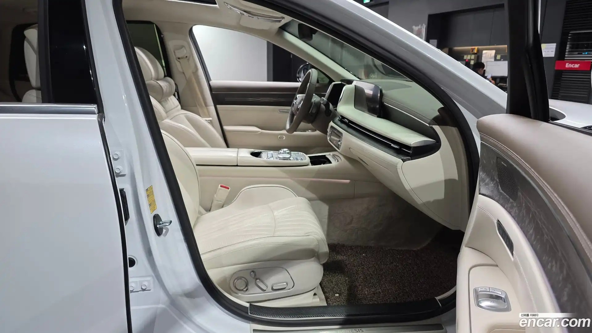 G90 Genesis 2022.7-INNER-036