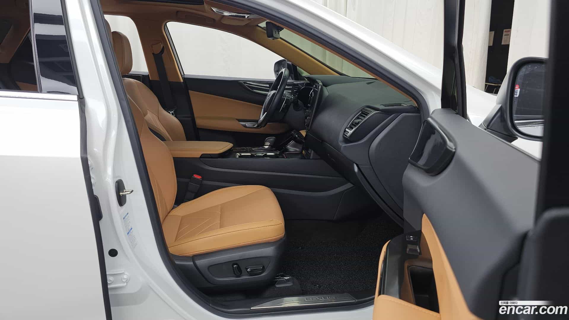 NX Lexus 2023.0-OPTION-015
