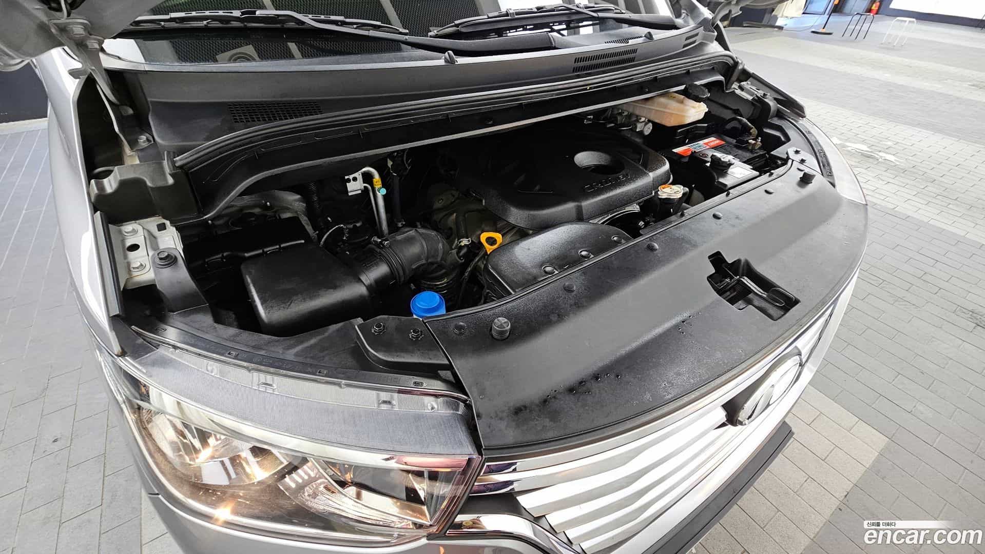 Starex Hyundai 2018.10-OUTER-006