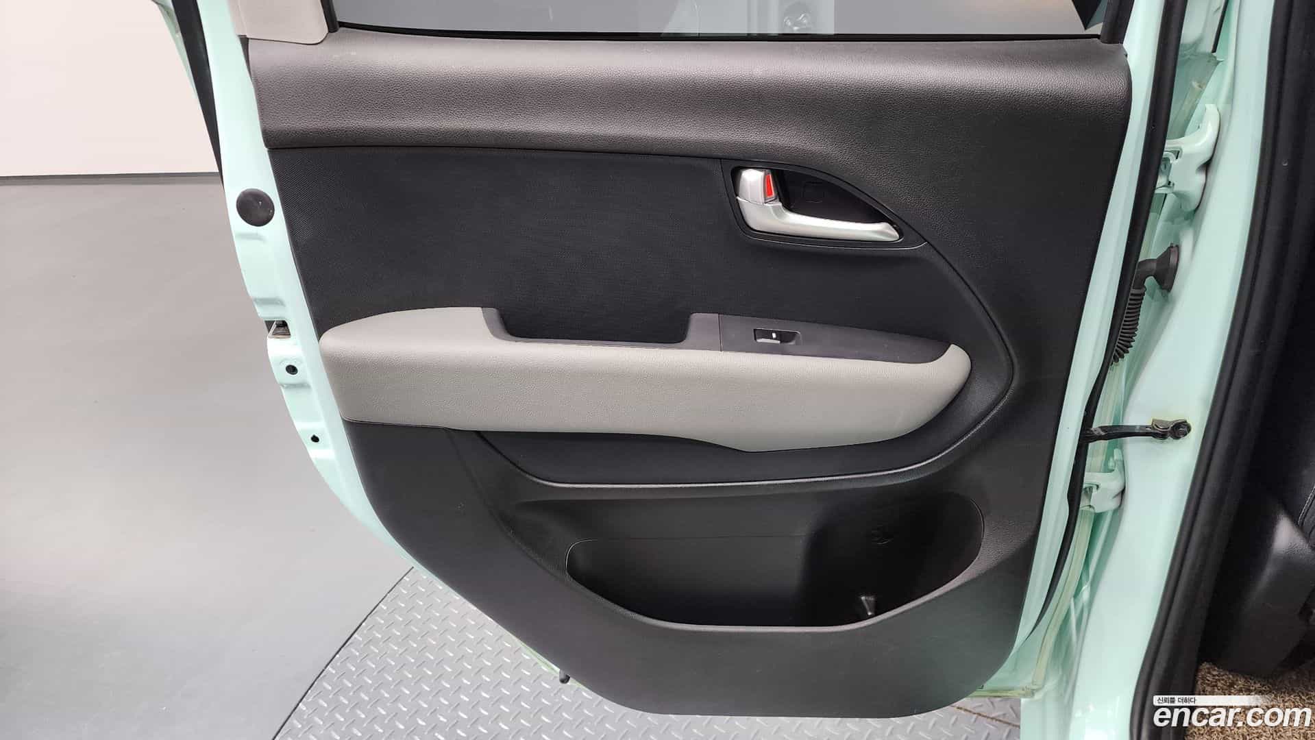 RAY Kia 2021.0-INNER-035